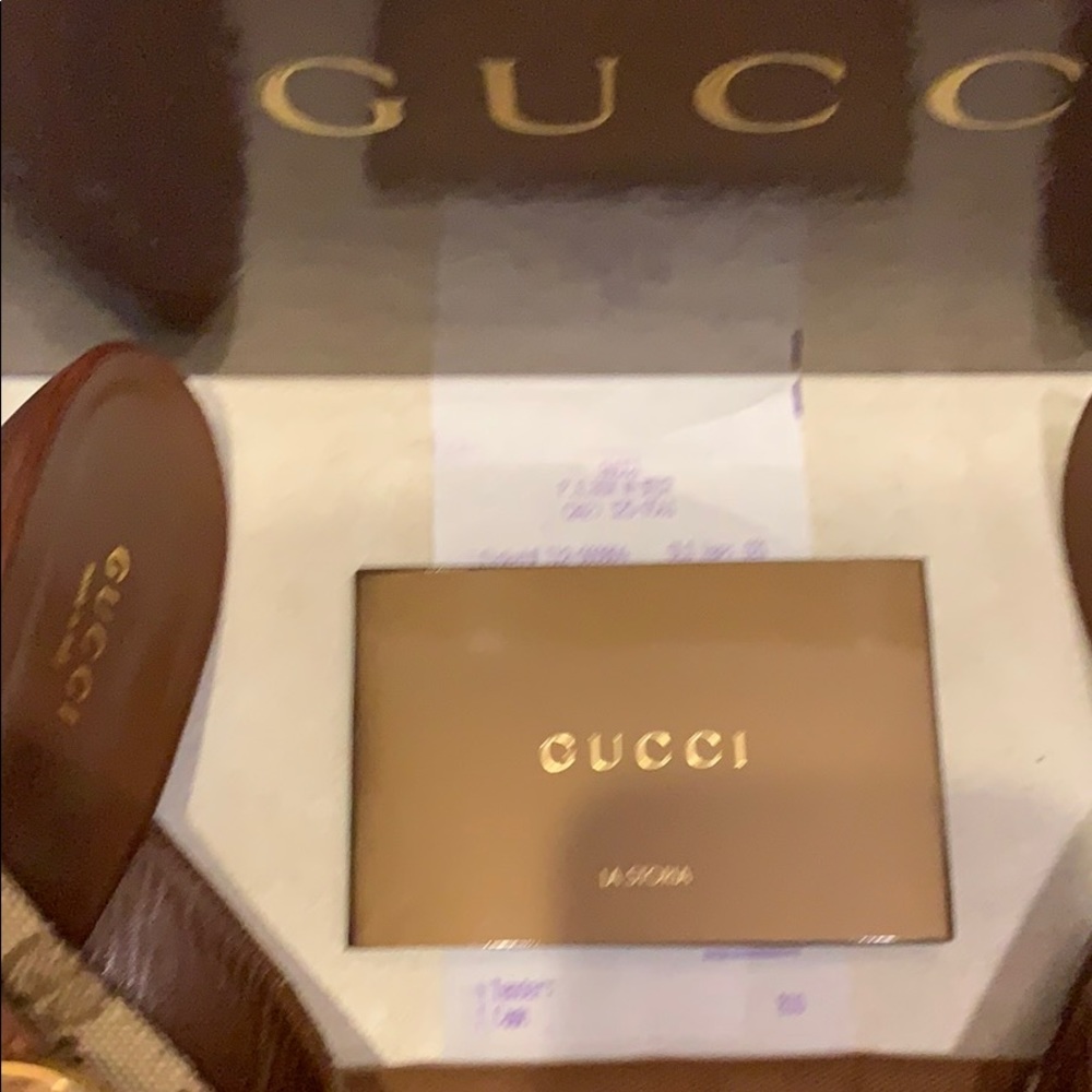 Authentic never worn Gucci Clogs Size 39 - Picture 3 of 4